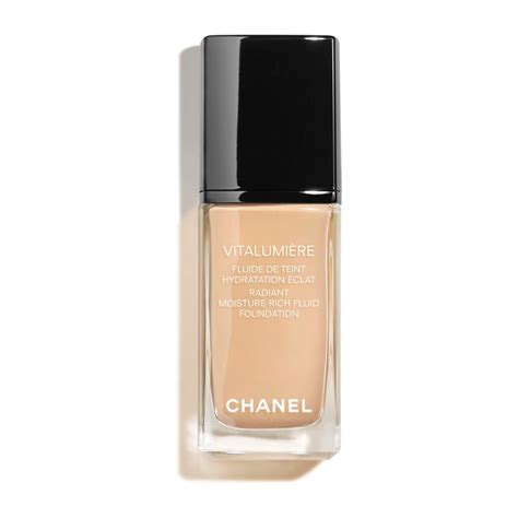 chanel vitalumiere foundation colours|Chanel vitalumiere foundation 40 beige.